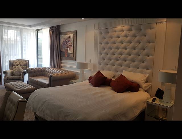 0.5 BEDROOM APARTMENT RENTED IN CAPE TOWN CITY CENTRE